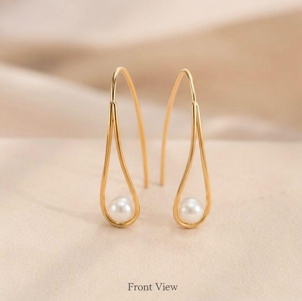 Pearl drop Earring